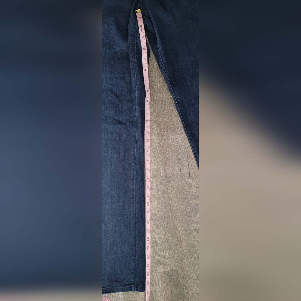 NYDJ Skinny Staight Leg Jean's Women's 4 Dark Wash Strech Denim Low-Mid Rise - Picture 11 of 15